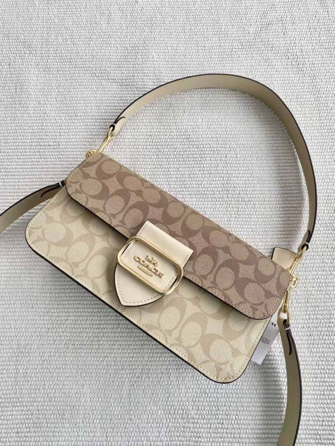 COACH Bag Morgan Shoulder Bag White Shoulder Bag