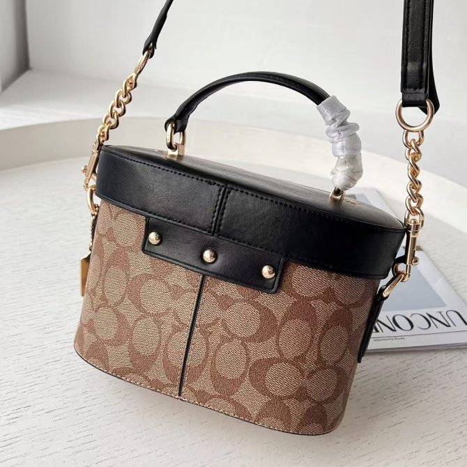 COACH Bucket Makeup bag Print Black edge Brown