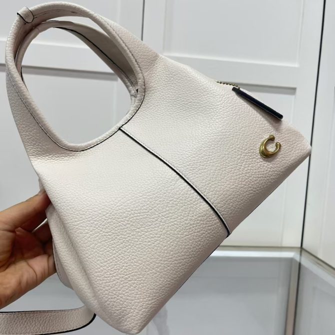 COACH LANA 23 Polished Pebble Leather 2-Way Shoulder Bag in White - CM545